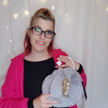 Kunstfell-Handtasche mit Hasenohren